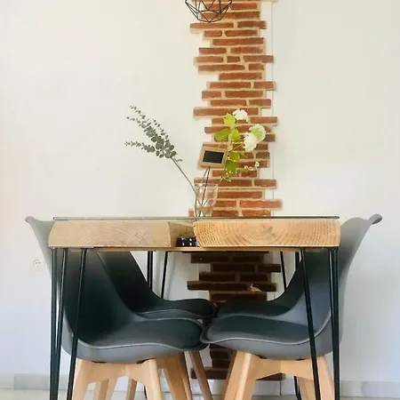Apartment Enjoy & Terrance